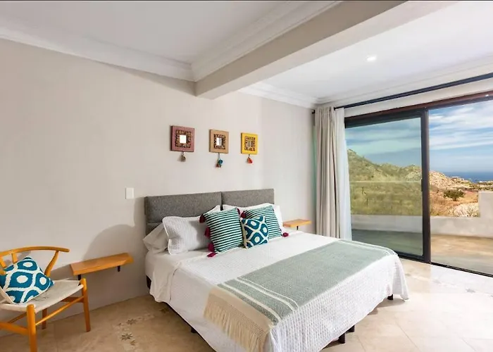 Apartamento De 6 Recámaras Con Vistas Al Mar En Pedregal Cabo San Lucas