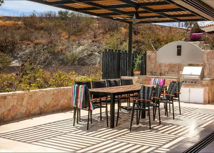 Apartamento De 6 Recámaras Con Vistas Al Mar En Pedregal *