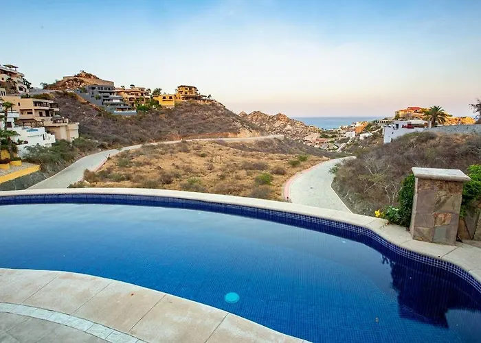 De 6 Recámaras Con Vistas Al Mar En Pedregal Cabo San Lucas